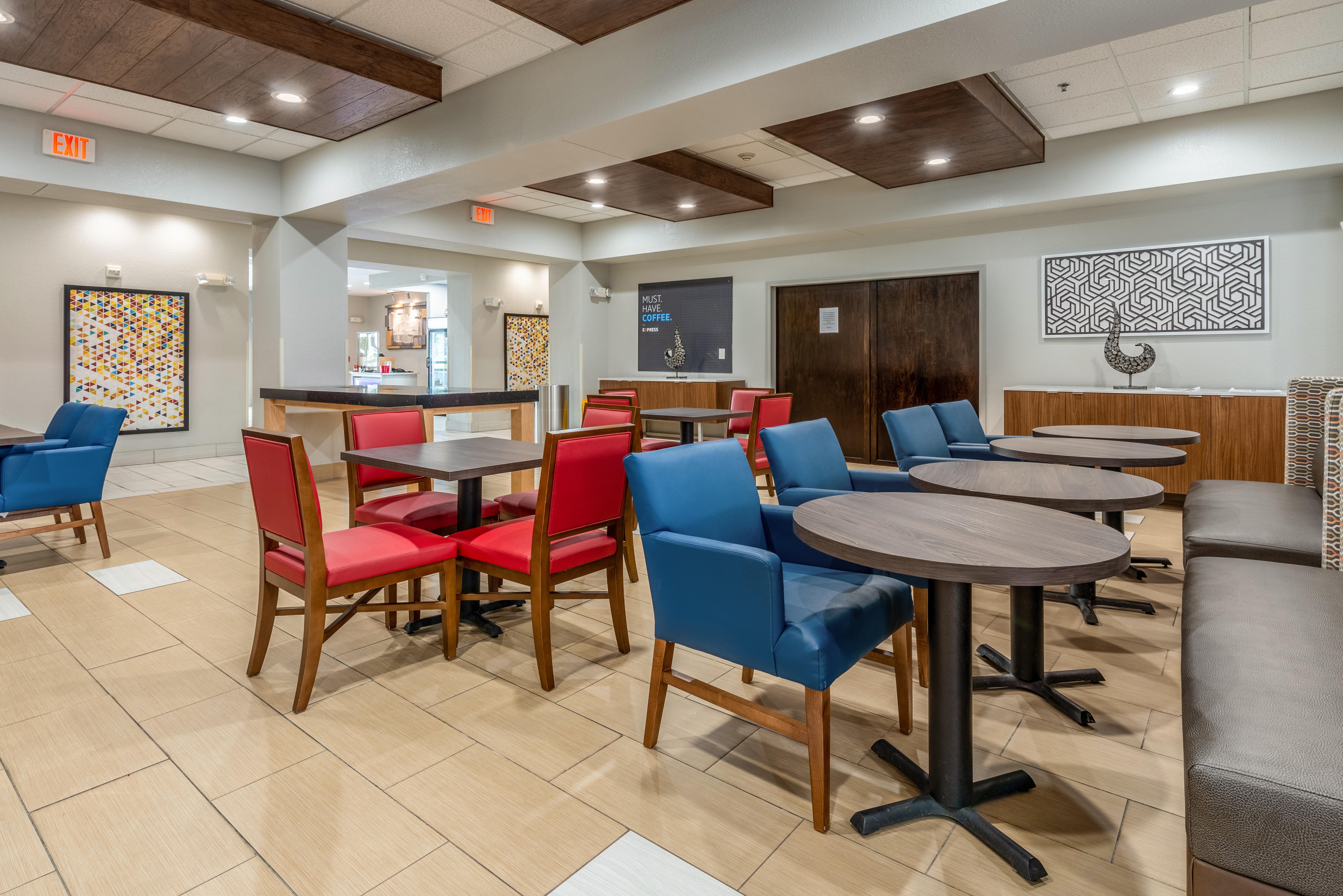 Holiday Inn Express & Suites Statesville Exterior foto