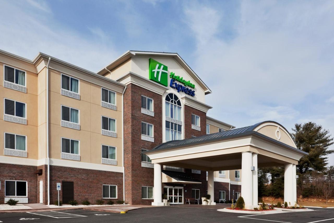 Holiday Inn Express & Suites Statesville Exterior foto