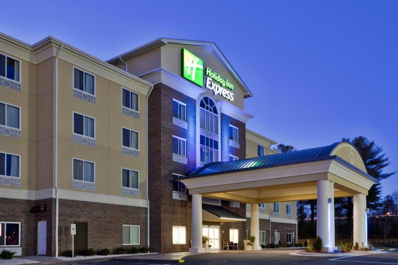 Holiday Inn Express & Suites Statesville Exterior foto